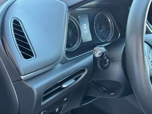 Used 2023 Hyundai Sonata SEL w/ Cargo Package image 18