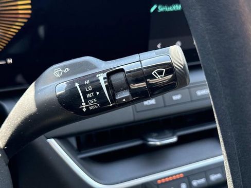 Used 2025 Kia K4 FWD image 25