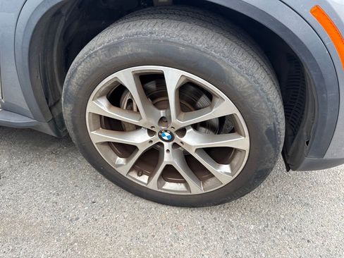 Used 2024 BMW X5 xDrive40i AWD/4WD image 3