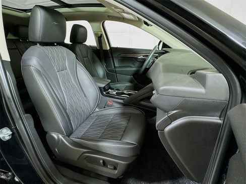 Certified 2023 Buick Envision Avenir image 28