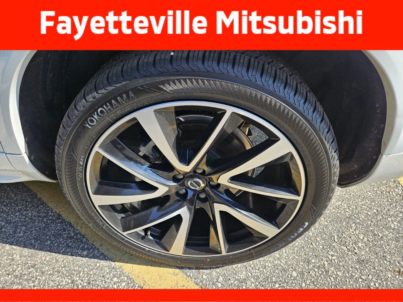 Used 2023 Volvo XC90 B6 Plus w/ Protection Package Premier AWD/4WD image 8