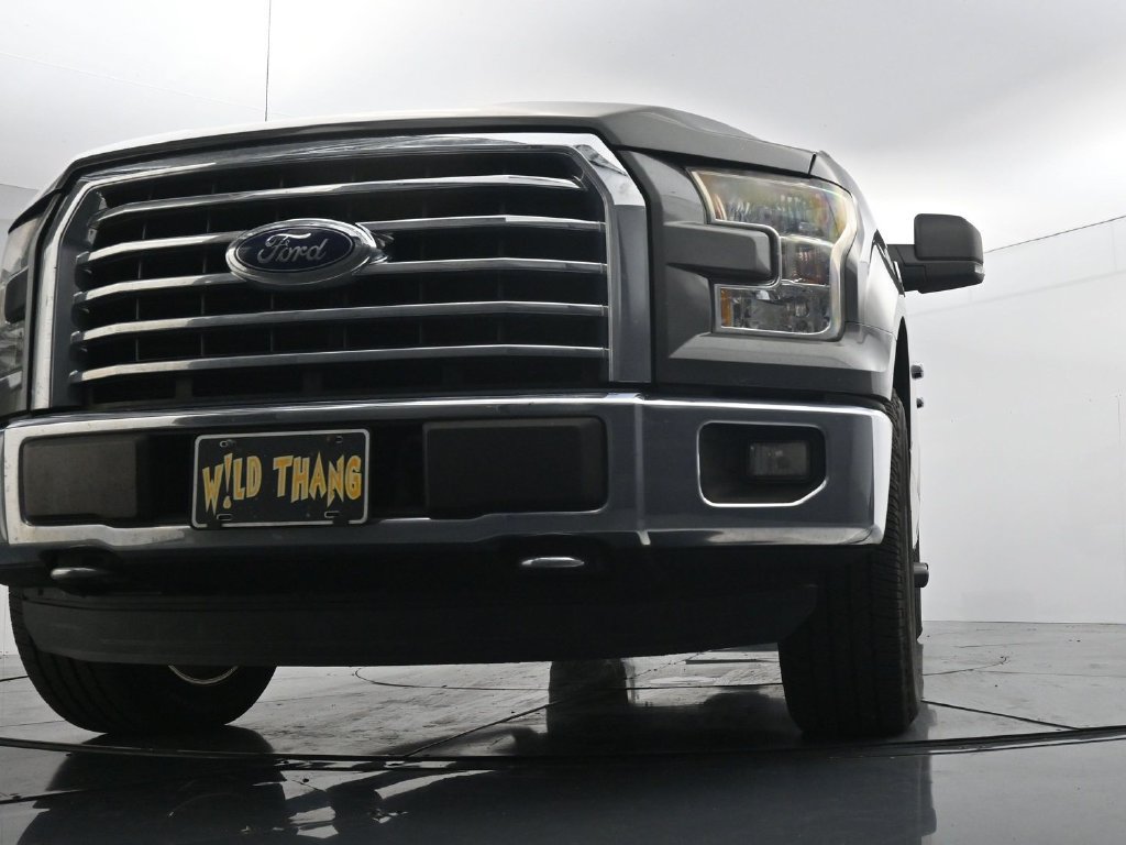 Used 2015 Ford F150 XLT w/ Equipment Group 302A Luxury AWD/4WD image 19