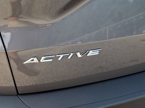 Used 2024 Ford Escape Active AWD/4WD image 11