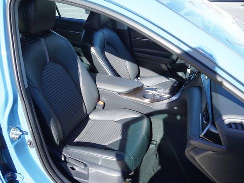 Used 2024 Toyota Camry SE image 23