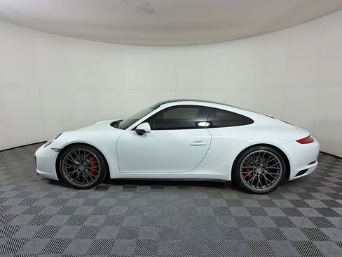 Certified 2019 Porsche 911 Carrera 4S AWD/4WD image 2