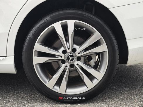 Used 2019 Mercedes-Benz C 300 4MATIC Sedan image 14
