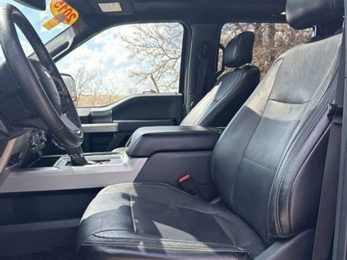 Used 2015 Ford F150 Lariat image 42