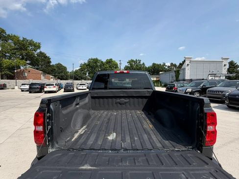 Used 2019 Chevrolet Silverado 2500 W/T w/ WT Convenience Package AWD/4WD image 18