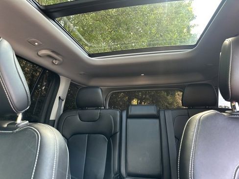 Used 2022 Jeep Grand Cherokee Limited 4xe image 25