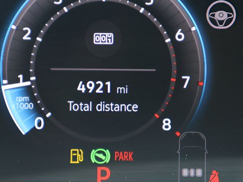 Certified 2025 Volkswagen Tiguan SE R-Line AWD/4WD image 2