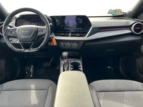 Certified 2024 Chevrolet Trax RS w/ Driver Confidence Package FWD image 12