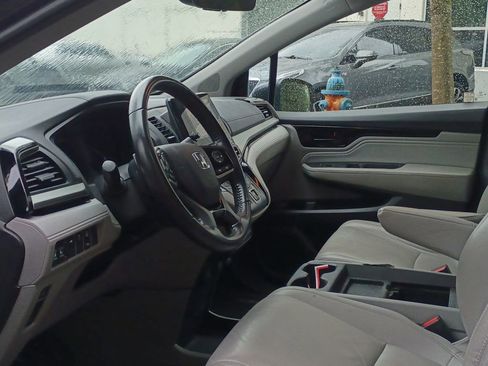Used 2021 Honda Odyssey Touring image 14