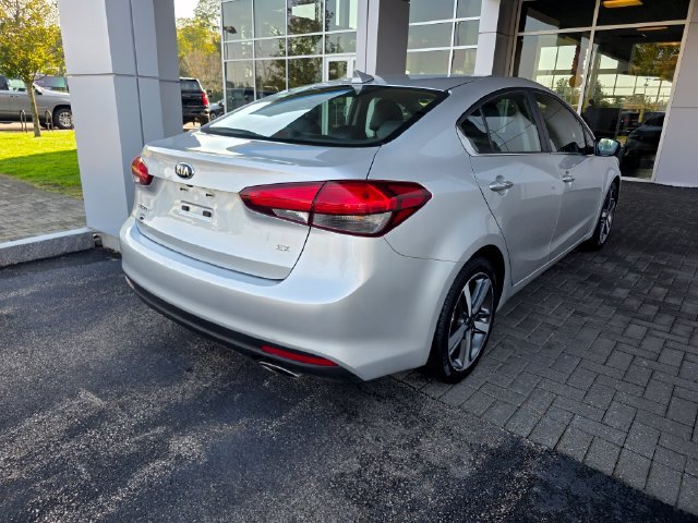 Used 2017 Kia Forte EX w/ EX Premium Plus Package FWD image 4