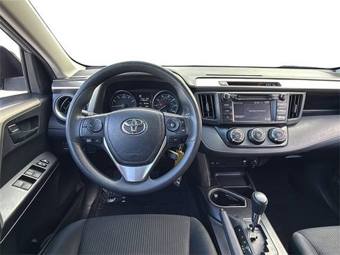 Certified 2018 Toyota RAV4 LE image 15