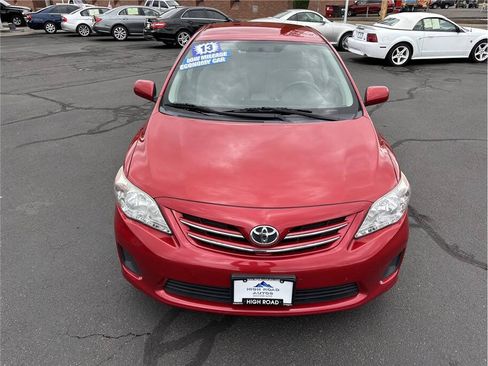 Used 2013 Toyota Corolla LE FWD image 8