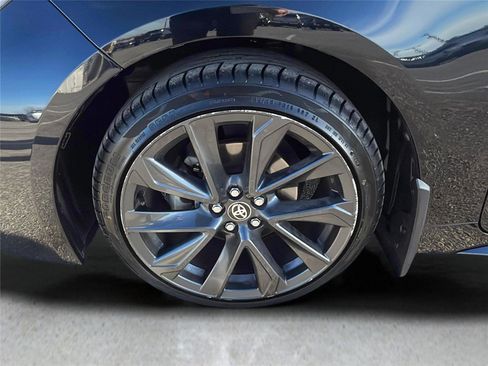 Used 2024 Toyota Corolla SE image 10
