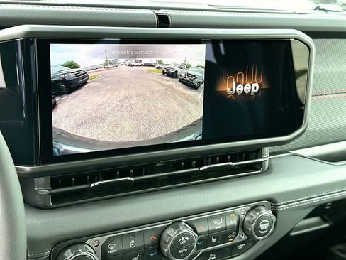 New 2026 Jeep Wrangler Unlimited Rubicon AWD/4WD image 20