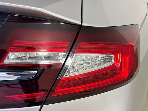Used 2020 Honda Clarity Touring image 33