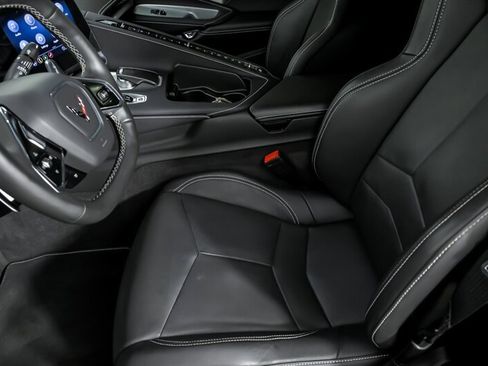 Used 2023 Chevrolet Corvette Stingray Preferred Cpe w/ Z51 Performance Package RWD image 18