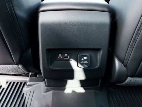 New 2025 Nissan Frontier PRO-4X w/ Pro Premium Package image 13