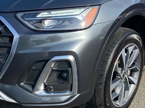 Used 2023 Audi Q5 2.0T Premium w/ Convenience Package image 3