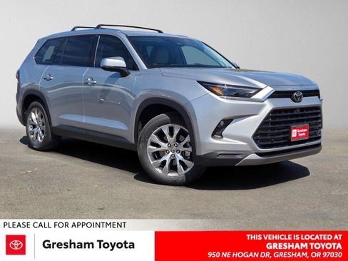 Used 2024 Toyota Grand Highlander AWD Hybrid image 1