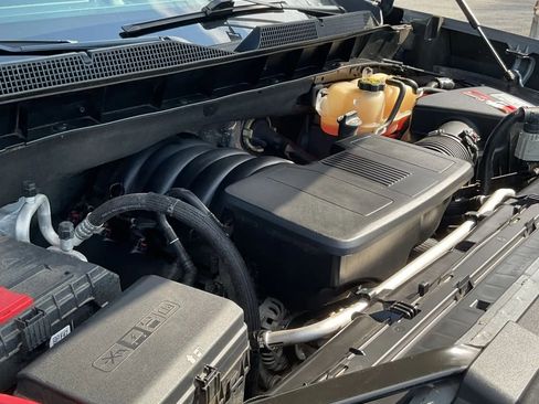 Used 2021 Chevrolet Silverado 1500 LT Trail Boss w/ Convenience Package II image 23