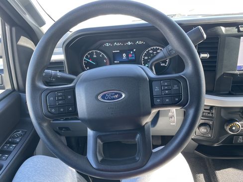 Used 2023 Ford F550 4x4 SuperCab Super Duty w/ Snow Plow Prep Package image 30