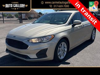 Used 2019 Ford Fusion SE image 1