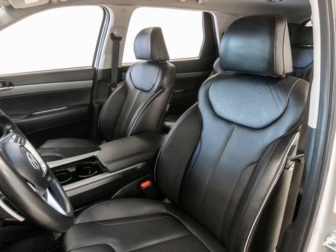 Used 2025 Hyundai Palisade SEL FWD image 9