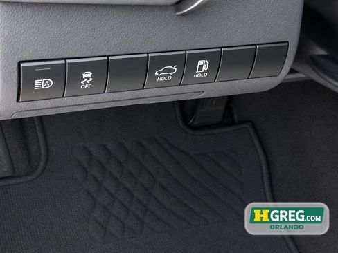 Used 2021 Toyota Camry SE FWD image 13