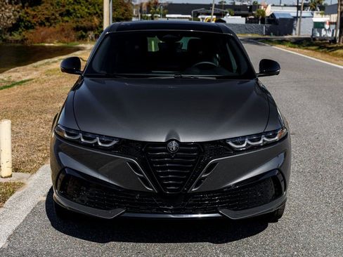 New 2026 Alfa Romeo Tonale w/ Active Assist Package AWD/4WD image 8