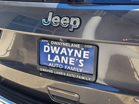 Used 2015 Jeep Grand Cherokee Limited AWD/4WD image 14