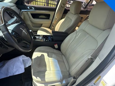 Used 2015 Lincoln MKS w/ Equipment Group 101A FWD image 13