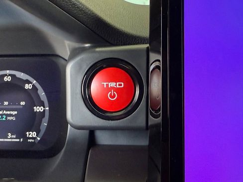 New 2025 Toyota Tacoma TRD Off-Road image 25