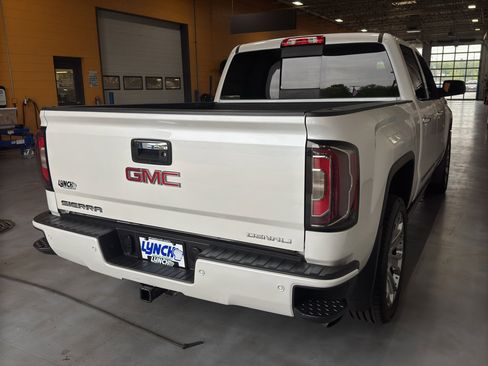 Used 2017 GMC Sierra 1500 Denali w/ Denali Ultimate Package AWD/4WD image 5