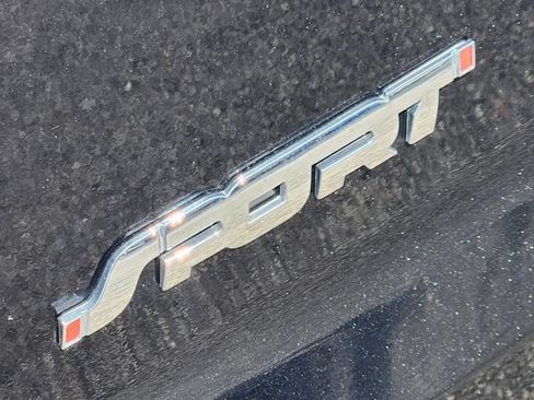 Used 2019 Ford Explorer Sport w/ Equipment Group 401A AWD/4WD image 11