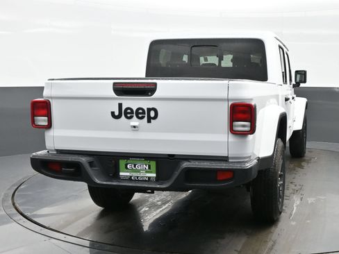 New 2026 Jeep Gladiator Sport AWD/4WD image 7