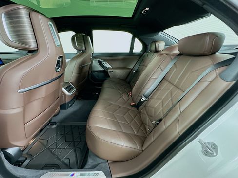 New 2026 BMW 760i xDrive AWD/4WD image 38