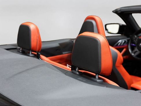 Used 2023 BMW M4 xDrive Competition AWD/4WD image 31