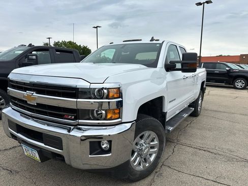 Used 2018 Chevrolet Silverado 2500 LT w/ All Star Edition AWD/4WD image 2
