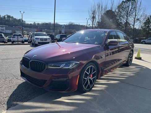 Certified 2023 BMW 530i xDrive w/ M Sport Package image 4