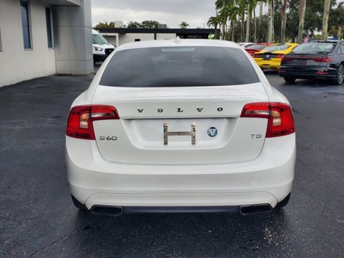 Used 2015 Volvo S60 T5 Premier image 6