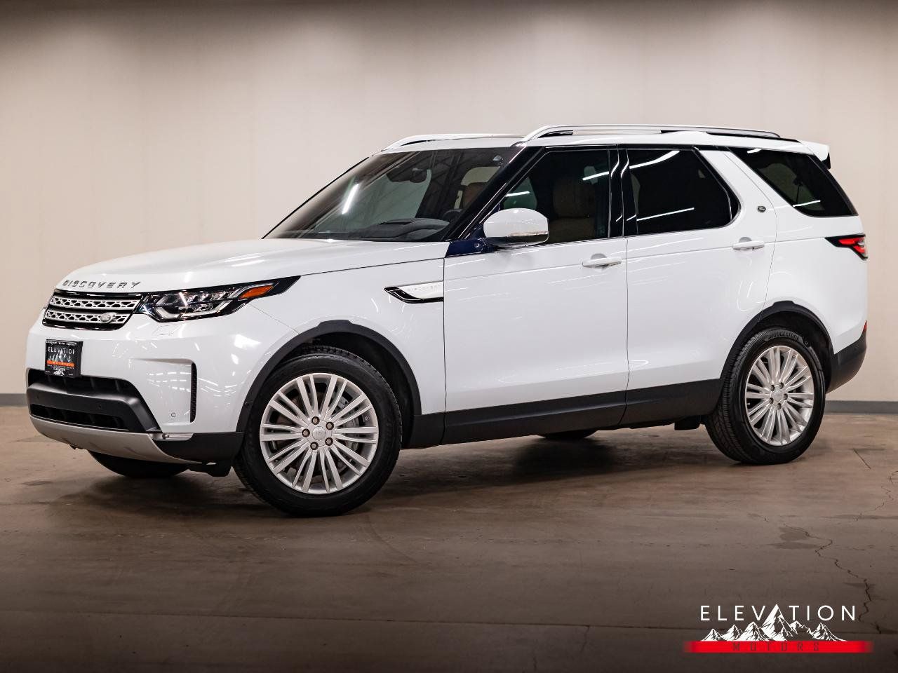 Used 2019 Land Rover Discovery HSE AWD/4WD image 1