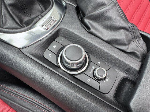 Used 2019 FIAT 124 Spider Abarth w/ Visibility Group RWD image 24