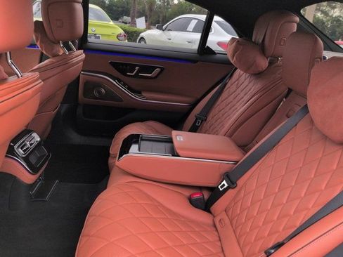 Certified 2023 Mercedes-Benz S 500 4MATIC image 13
