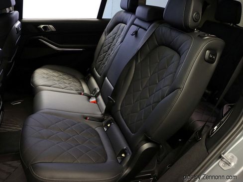 Certified 2023 BMW X7 xDrive40i w/ Premium Package image 12