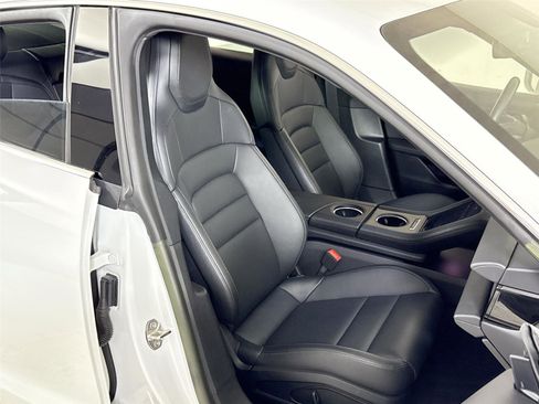 Used 2023 Porsche Taycan 4S image 30