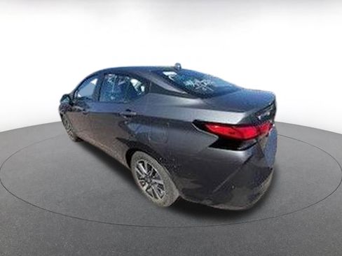 Used 2025 Nissan Versa SV image 8