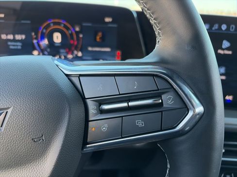 Certified 2024 Chevrolet Traverse LT image 14